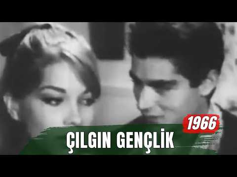 Çılgın Gençlik | Salih Güney – Selma Güneri Siyah Beyaz Eski Türk Filmi